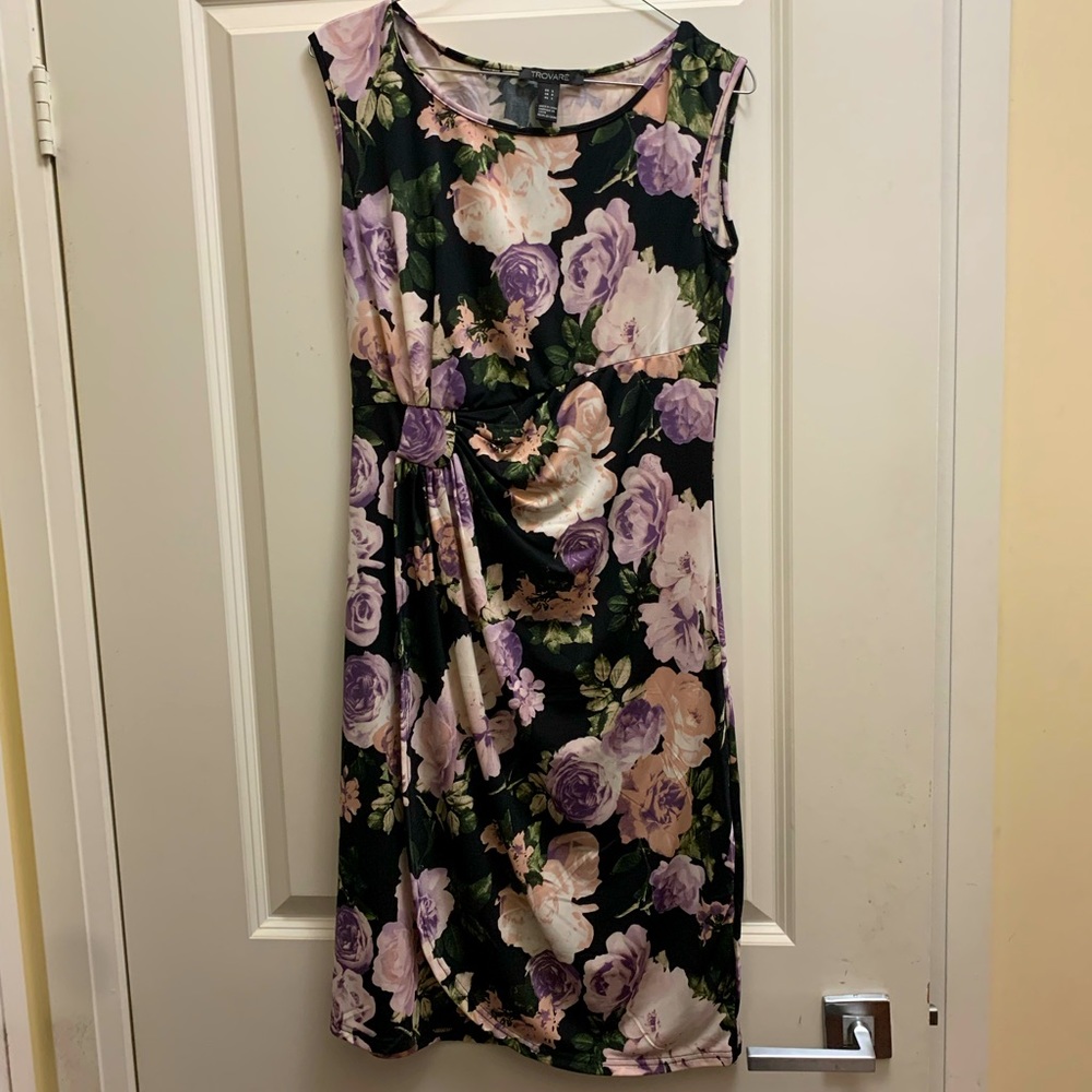 Trovare Small Summer Floral Dress